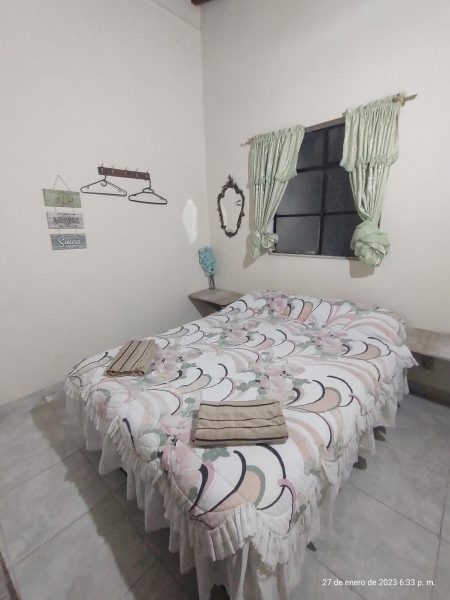 Pa Pasiar Hostal Medellín Pokoj fotografie